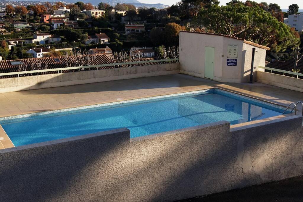 Charmant 2P Au Calme, Jardin, Piscine, Vue Panoramique Et Stationnement Villeneuve-Loubet Exteriör bild