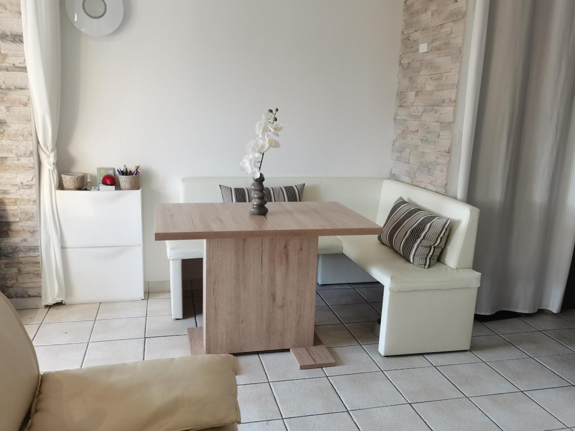 Charmant 2P Au Calme, Jardin, Piscine, Vue Panoramique Et Stationnement Villeneuve-Loubet Exteriör bild